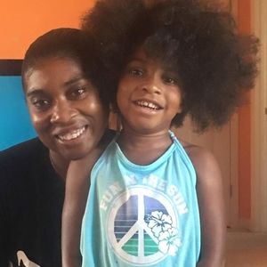 Meet your Posher, Farrah